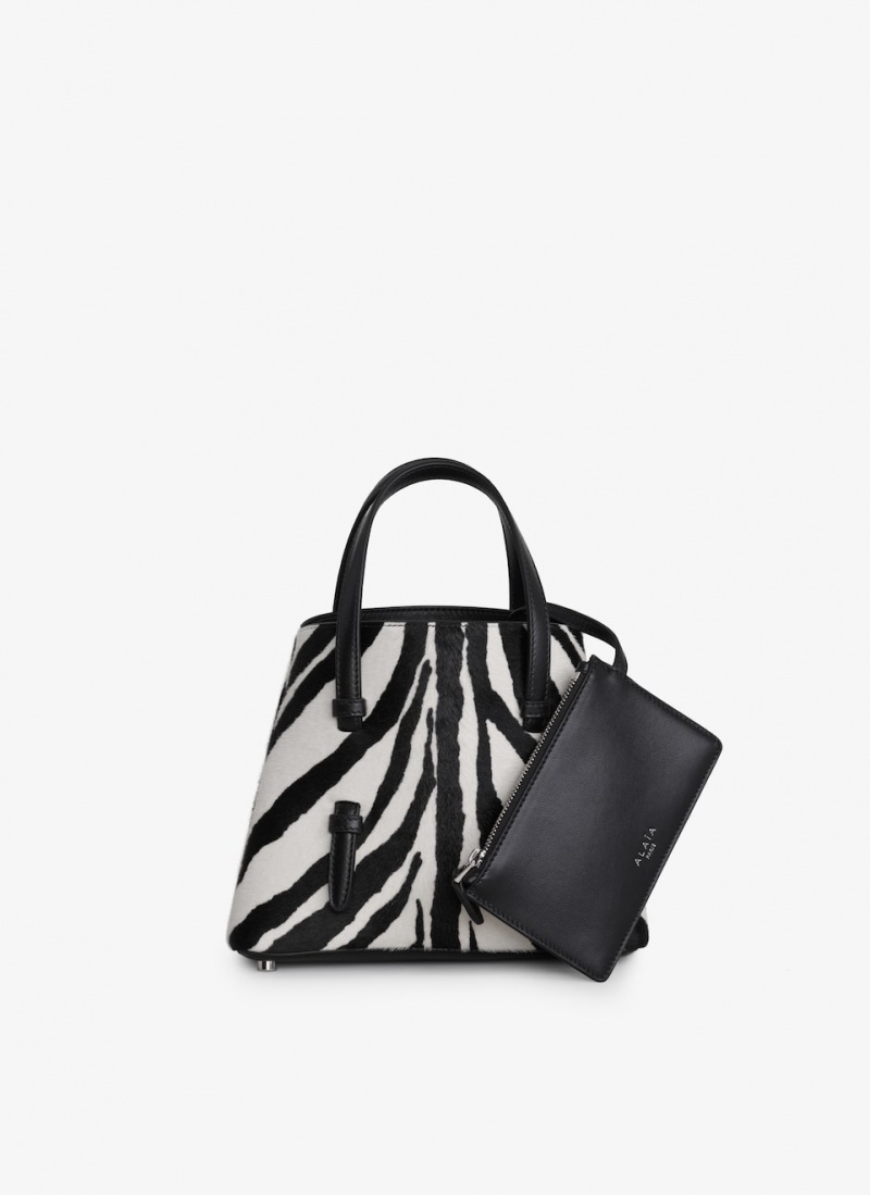 Black Women's Alaia Mina 20 Tote Bags Canada | W8D-4536